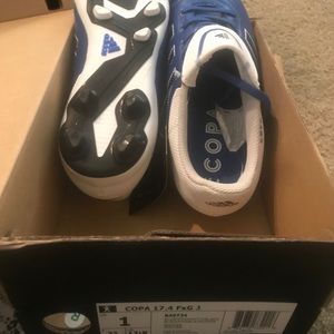 Adidas soccer shoes size 1 brand new